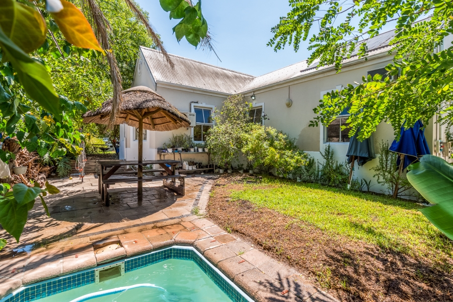 2 Bedroom Property for Sale in Zevenzicht Western Cape